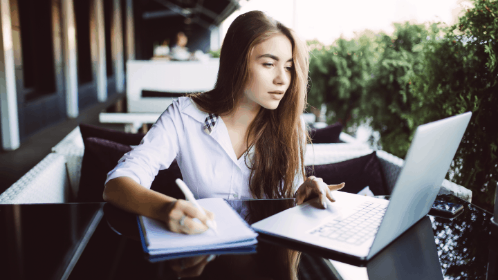 How Can SMEs Leverage Technology to Boost Their Business Online?